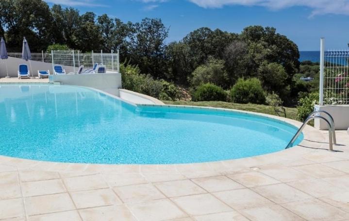Capra Scorsa - Appt Vue Mer Et Piscine Partagee Belgodère المظهر الخارجي الصورة